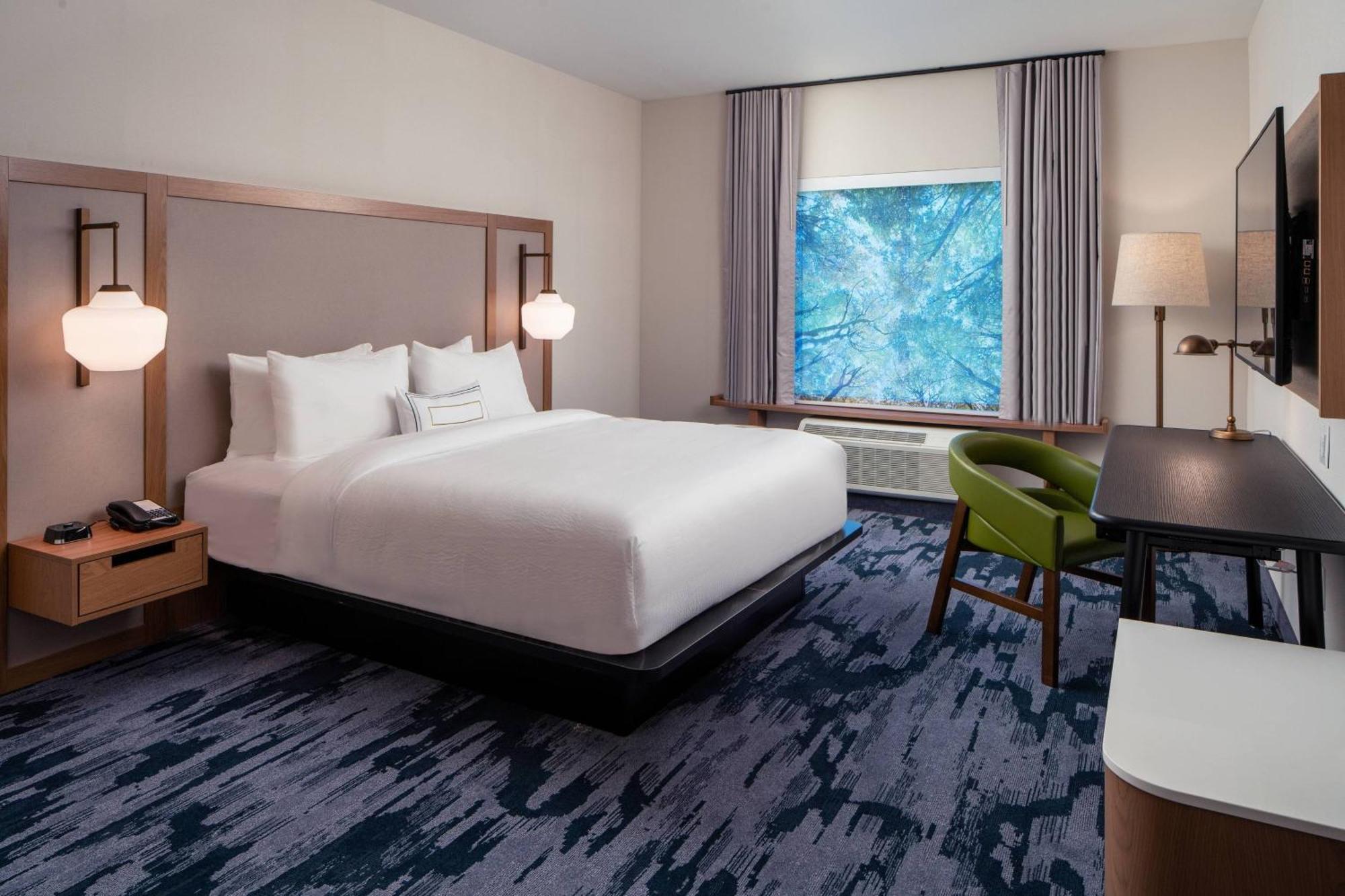 Fairfield By Marriott Inn & Suites Pensacola Pine Forest Exterior photo